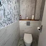 Holiday home Maison En Face Du Marche Notre-dame *