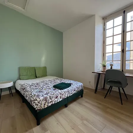 Holiday home Maison En Face Du Marche Notre-dame Poitiers