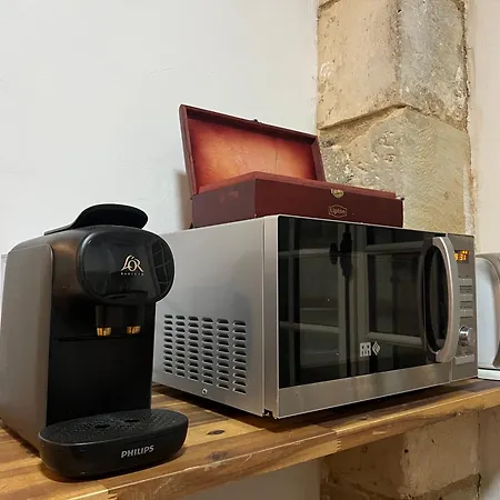 Maison En Face Du Marche Notre-dame * ポアティエ