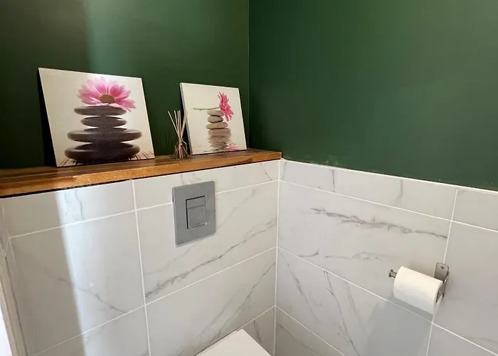 Maison En Face Du Marche Notre-dame Holiday home