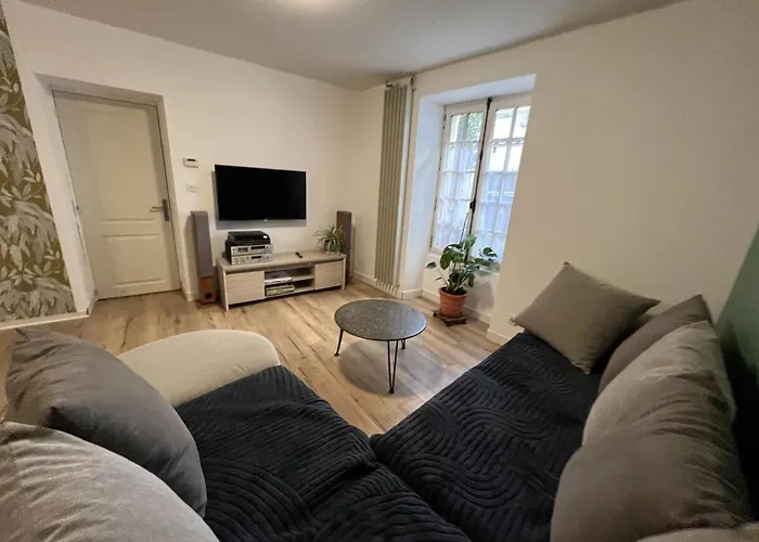 Ferienhaus Maison En Face Du Marche Notre-dame